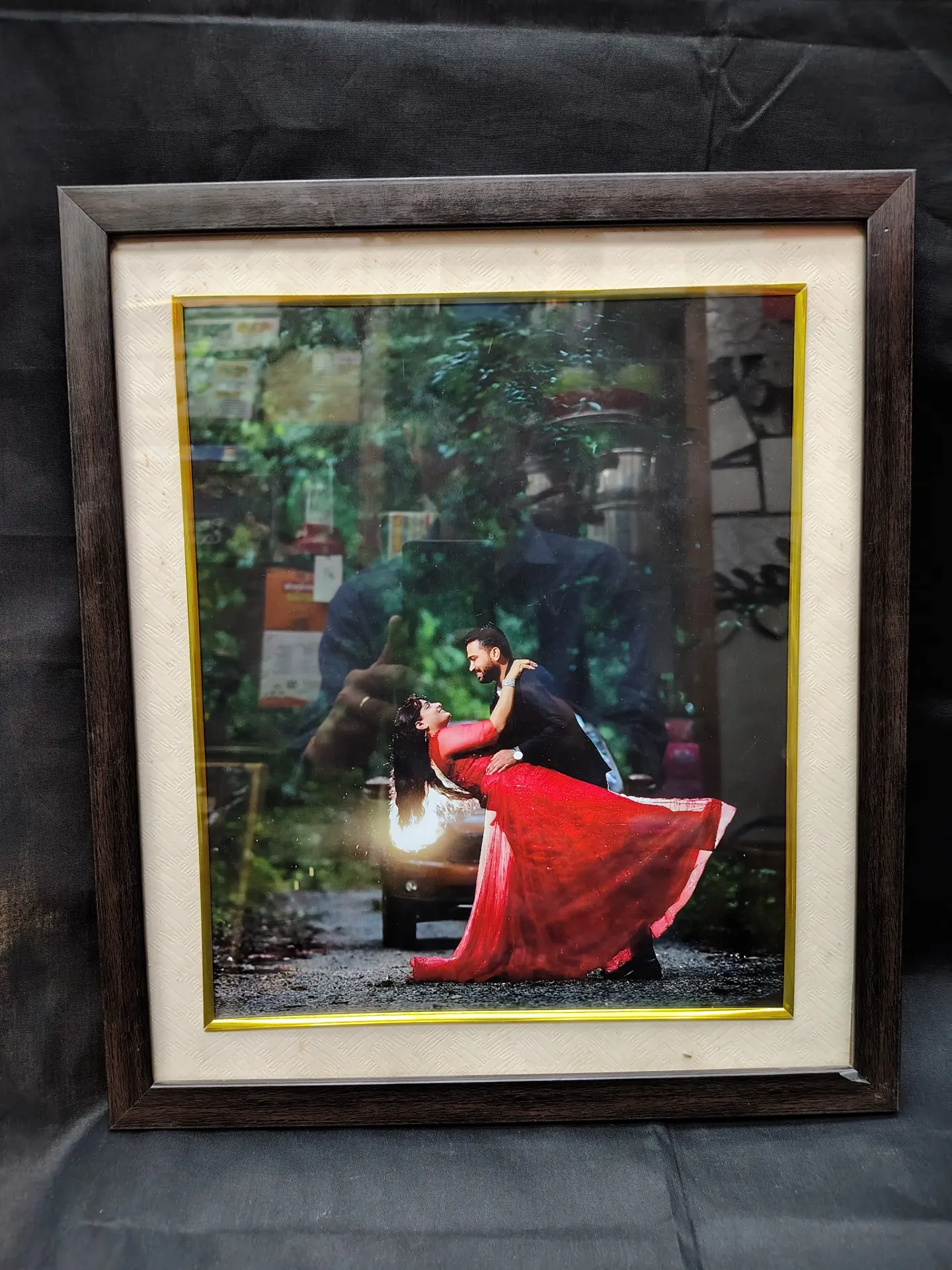 WOODEN GLASS PHOTO FRAME