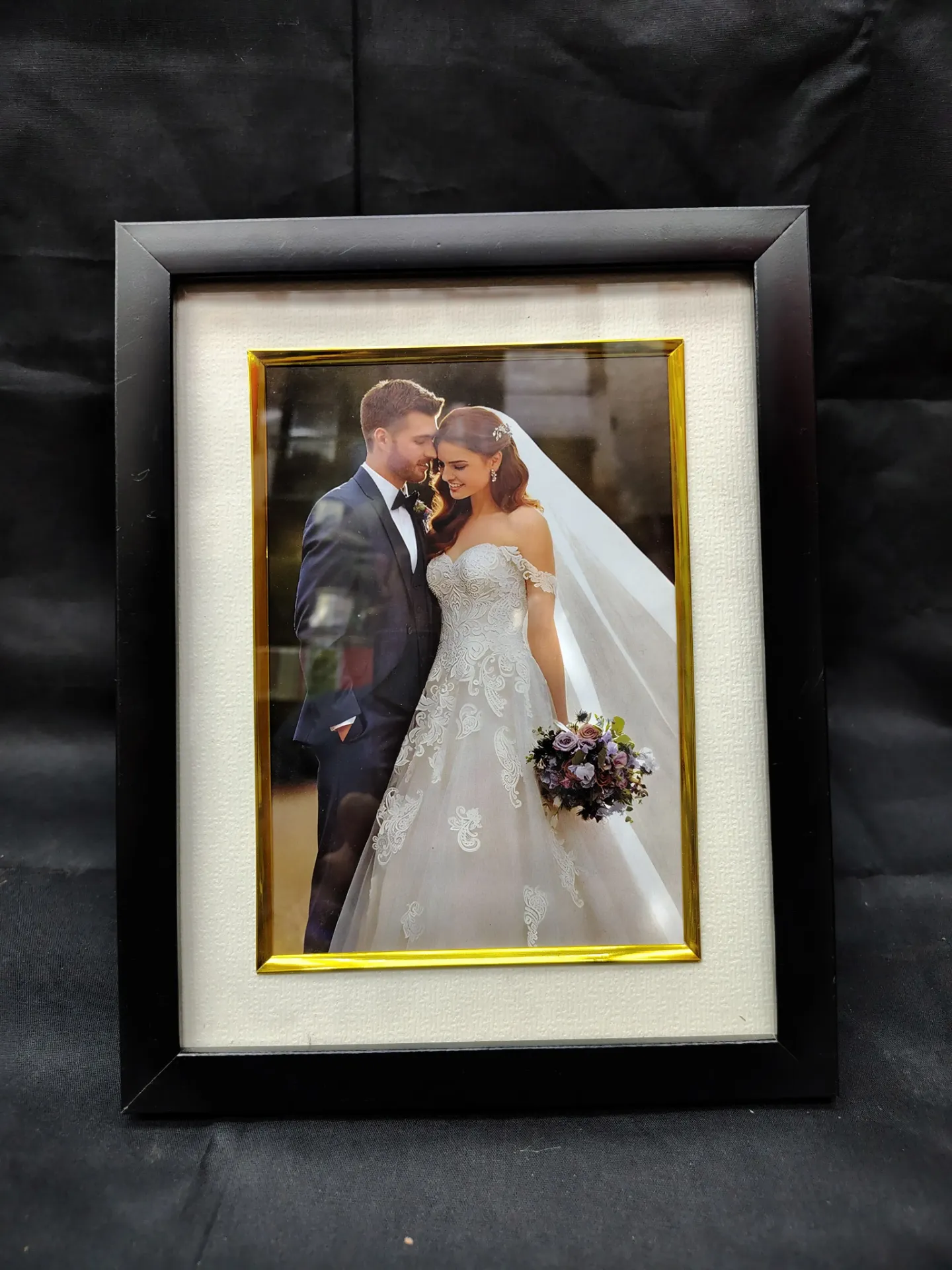 WOODEN GLASS PHOTO FRAME
